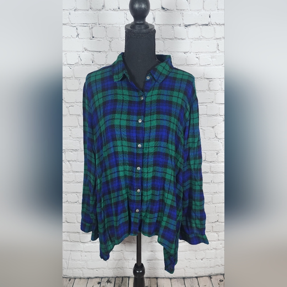 Lila Li Plaid Button Down Shirt Large